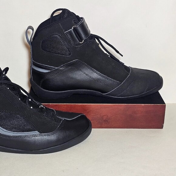 Sedici Podio Street Riding Light Weight Motorcycle Black Boots Men’s Size 9 US - Picture 2 of 15